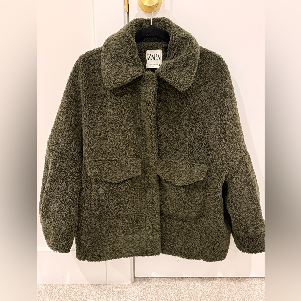 Zara hunter green Sherpa jacket size xs
